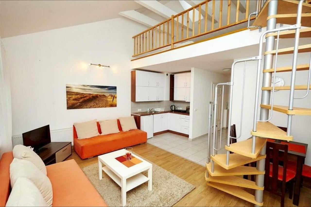 Apartamenty Miedzymorzem Криница Морска Екстериор снимка